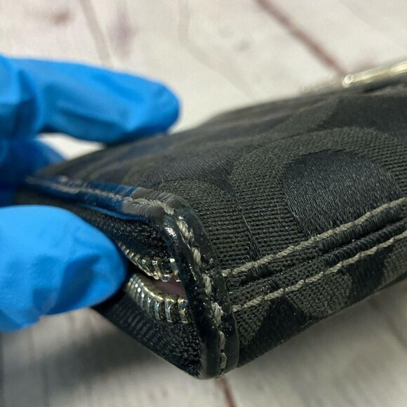 EUC Coach Madison Op Art Sateen Zip Wallet - Picture 5 of 10